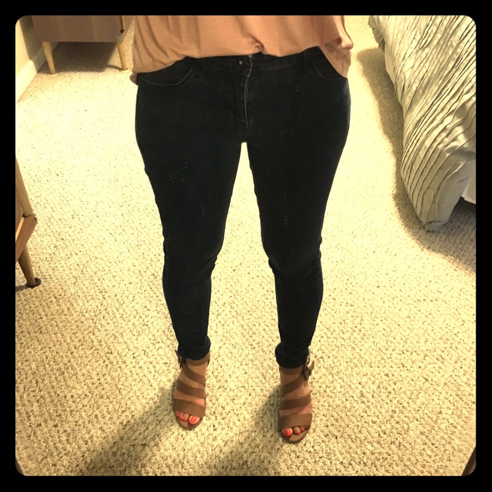 Dark skinny jeans!